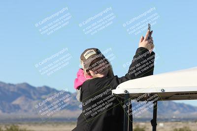 media/Jan-15-2026-Racers Edge (Thu) [[dfebeb70ab]]/1-Around the Pits-Track Walk/